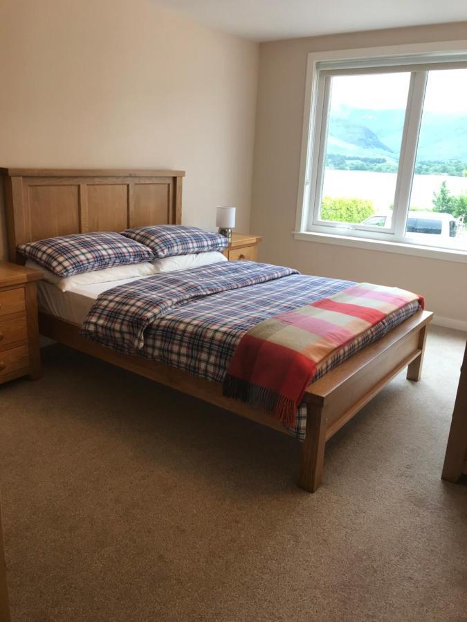 Borrodale, One Bedroom Apartment With Balcony And Loch View. Fort William Exteriör bild