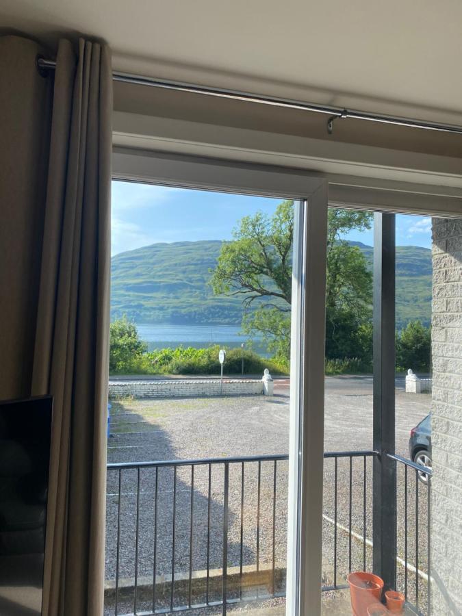 Borrodale, One Bedroom Apartment With Balcony And Loch View. Fort William Exteriör bild
